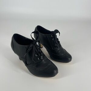 Graham Street Black Heels (SB9)
